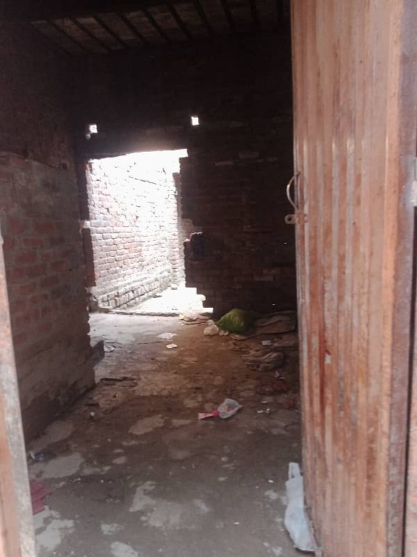 2 Marla Single Storey Old Type For Sale In Samanzar Colony Meharpura 2