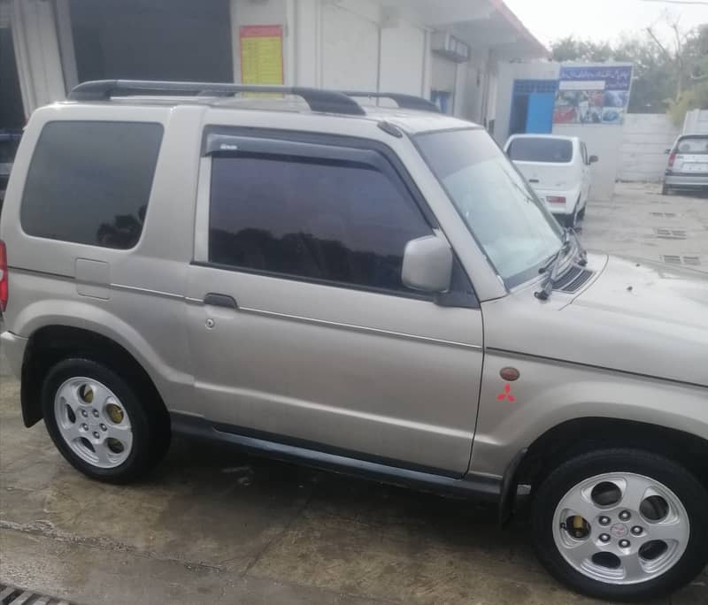 Mini pajero 1999 11cc 4*4 3