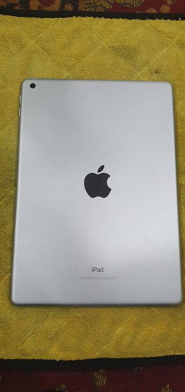 iphone ipad 6th generation 32gb 10 by 10 condition hai pubg king 0