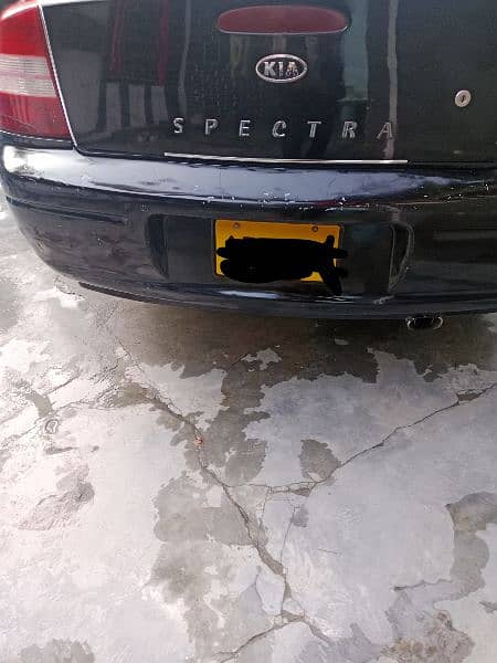 KIA Spectra 2002 1