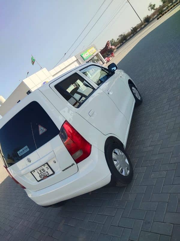 Suzuki Wagon R 2020 10