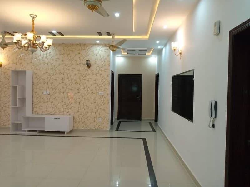 Spacious 1 kanal Upper Portion for Rent in Fazaia Housing Scheme Phase 1 5