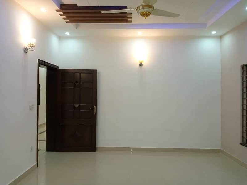 Spacious 1 kanal Upper Portion for Rent in Fazaia Housing Scheme Phase 1 10