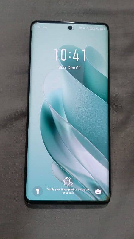 infinix zero 30 10.10 green 1