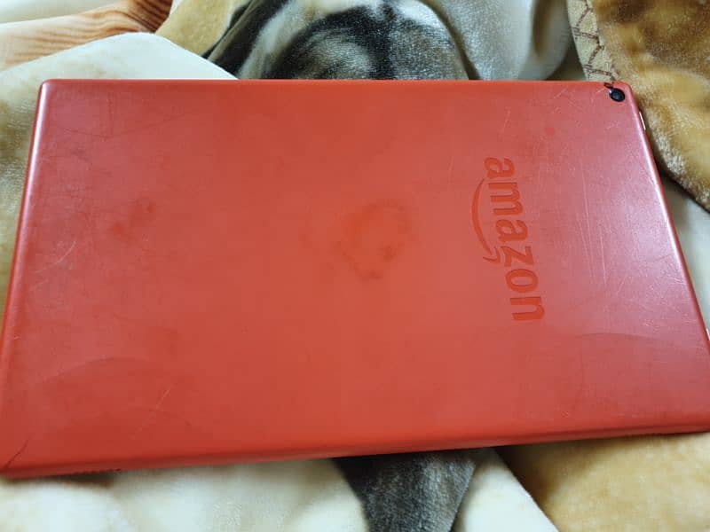 Amazon HD 10 7th Gen (Red Color) 10'1 inches 6