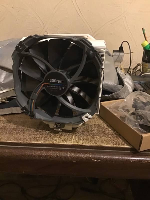 Hikvision gen4 1tb nvme ssd heatsink cpu coolers Logitech G402 mouse 8