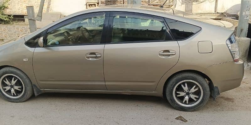 Toyota Prius 2004\2014 3