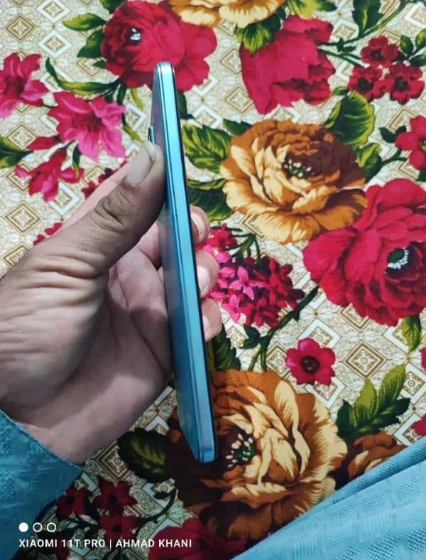 Vivo v23e 8 256 full box 10by10 condition 2