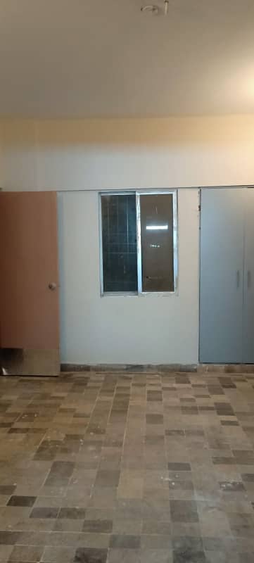 three bed dd apartment for rent in johar 4