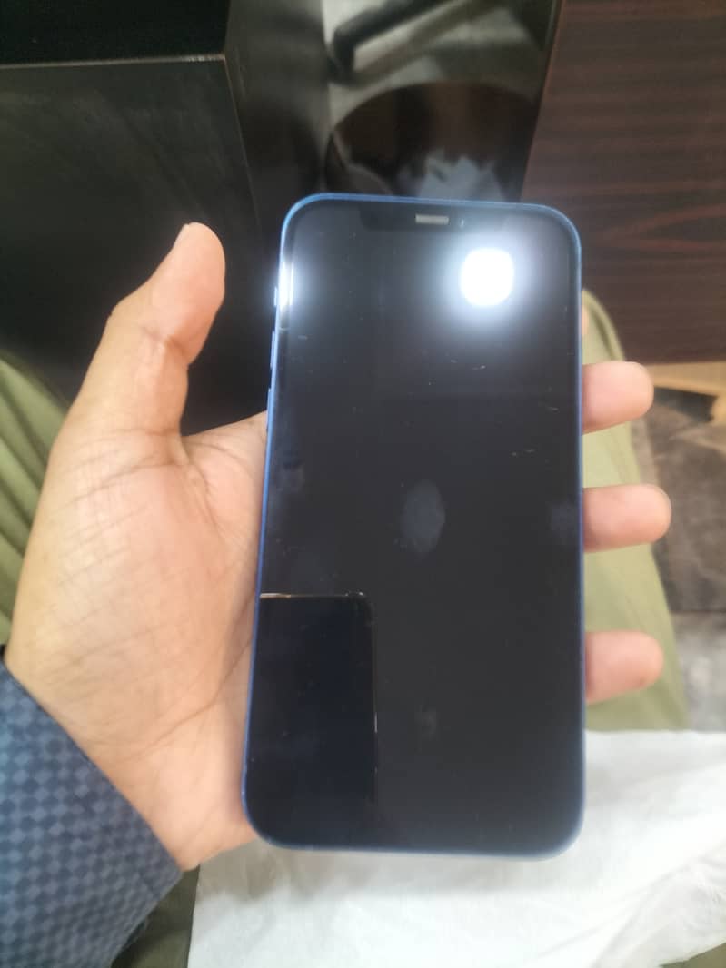 Apple iPhone 12 mini 3