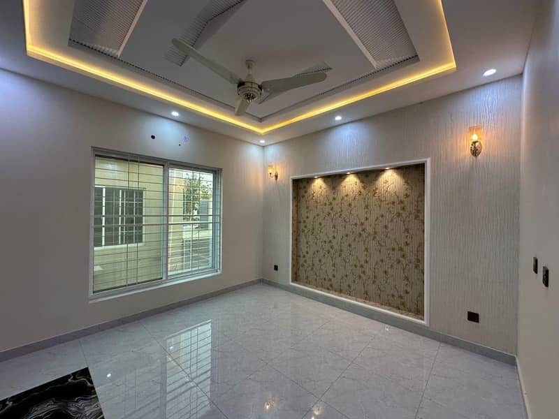 10 Marla Complete House Available For Rent In Central Park Housing Scheme Lahore 16