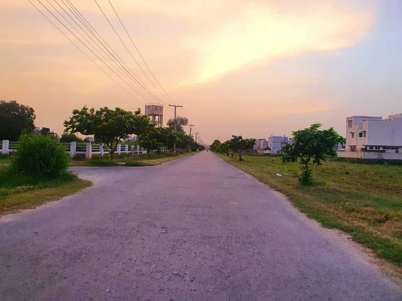 1 KANAL RESIDENTIAL PLOT FOR SALE IN VERY REASONABLE PRICE 3