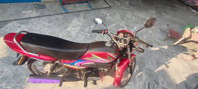 HONDA PRIDOR 4