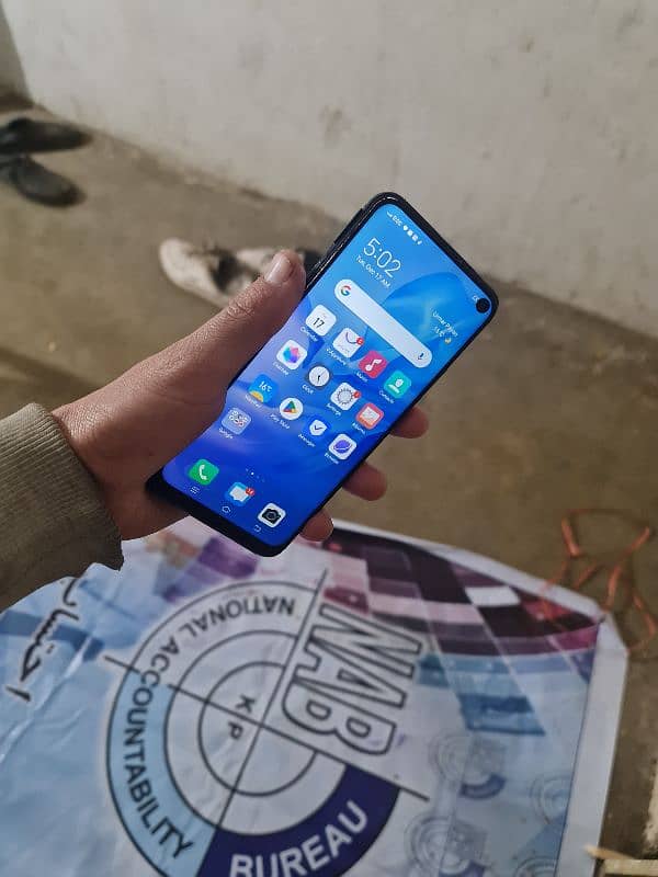 vivo v17 for sale 8gb ram 256gb room spkar not working pta approved 2