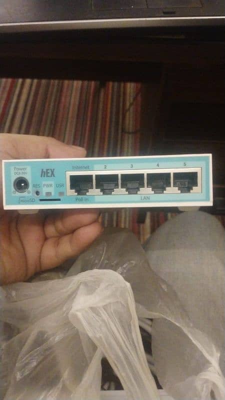 Mikrotik hEX RB750GR3 Brand new 1