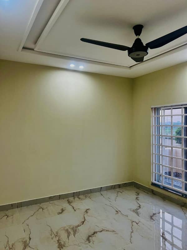 5 Marla Ground Portion Available For Rent In  Dream Gardens  Opp Comsats On Defence Road 4