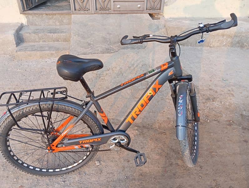 Tropix bicycle 10 by 10 condition urgently sale 1