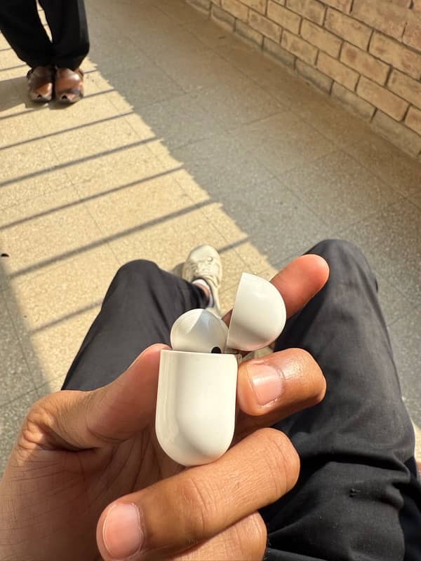 AirPods 7