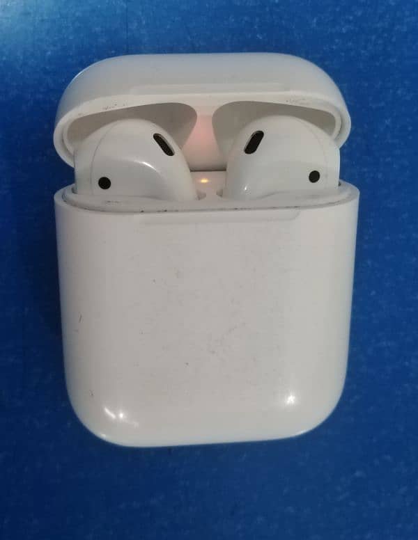 Apple Airpods 1st generation 0