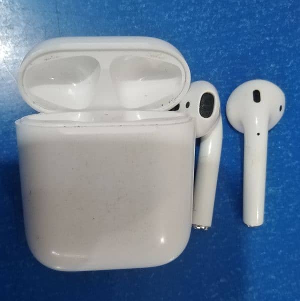 Apple Airpods 1st generation 1