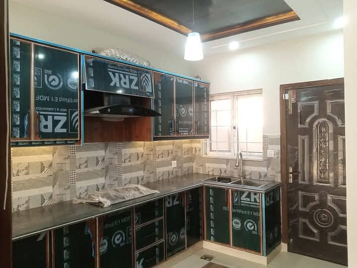 mumtaz city 8 marla single storey structure for sale 2