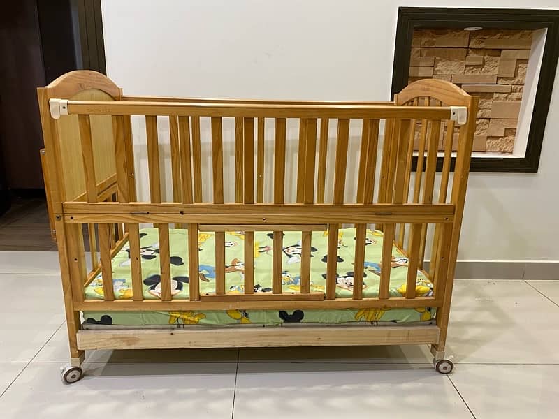 Baby cot for sale 1