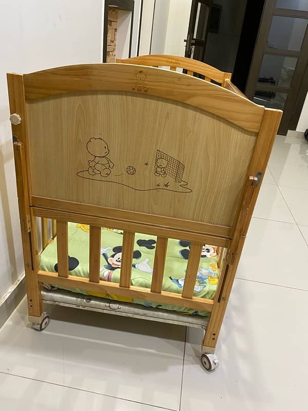 Baby cot for sale 2