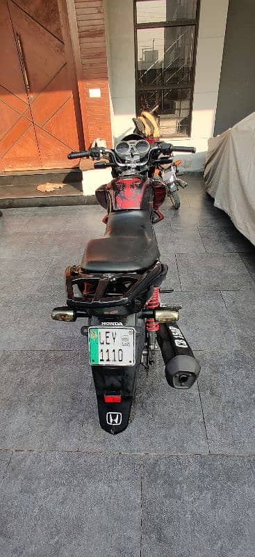 Honda CBF 150 3