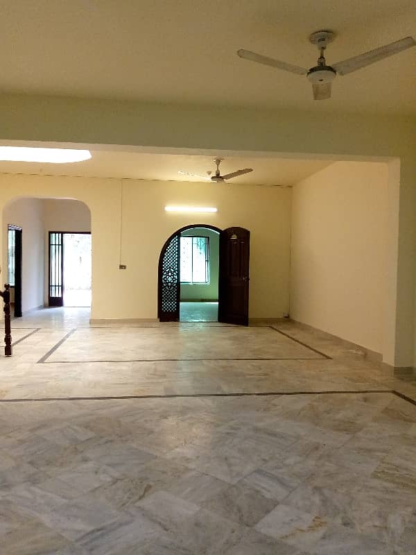 Gulberg 3 22 Marla Double Storey New House Available For Rent 15