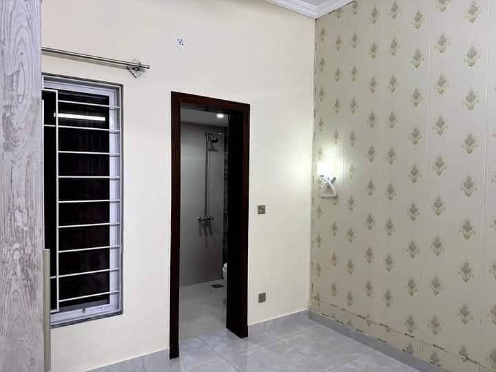 Triple story 8 marla house for sale in mumtaz city 16