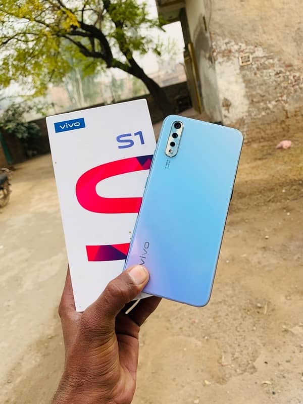 Vivo S1 4/128 Dual sim pta approved 0