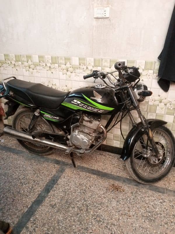 honda deluxe urgent sale 3