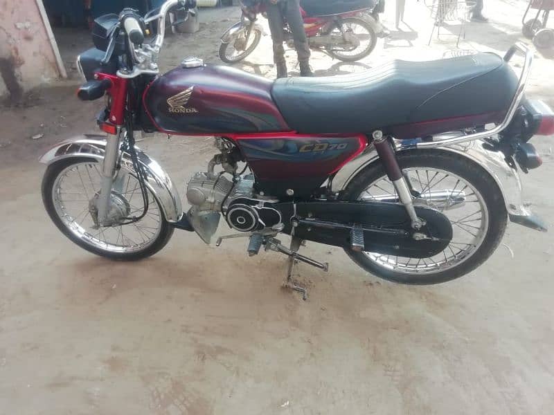 honda cd 70 showroom condition 1