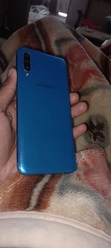 Samsung a50 exchange posibal panel chng only phone 0