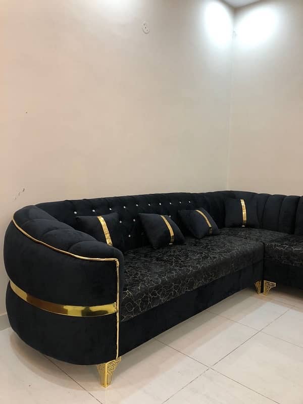 Urgent Home Furniture For Sale |Sofa sets | Tables | King Size Bed 4