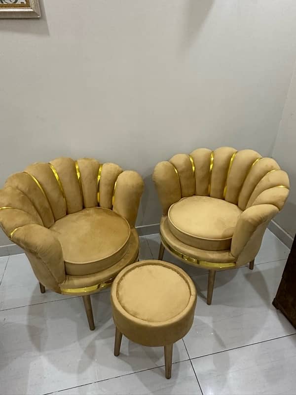 Urgent Home Furniture For Sale |Sofa sets | Tables | King Size Bed 7