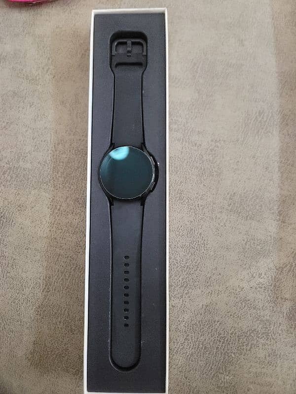 Samsung Watch 4 (40 mm) 2