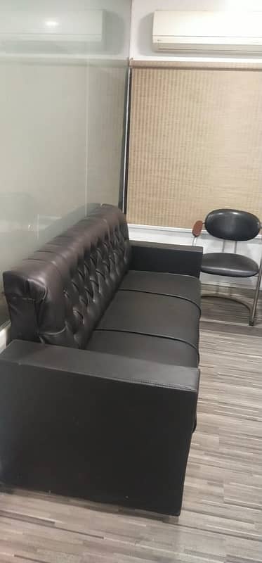 Fully Furnished Office For Rent 7