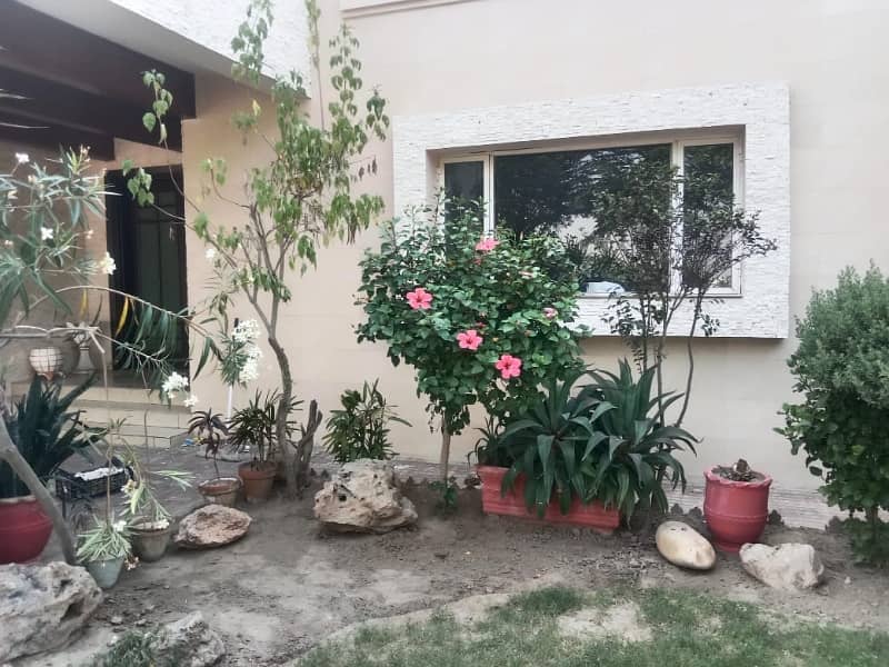 A 40 Marla House Located In  Defence Raya  Is Available For Rent 9