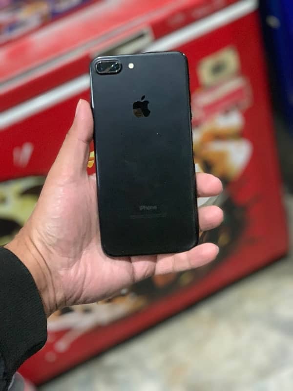 iPhone 7 plus 128gb 0