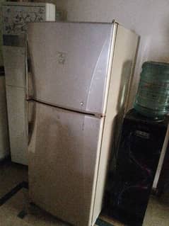 Dawlance signature medium size fridge