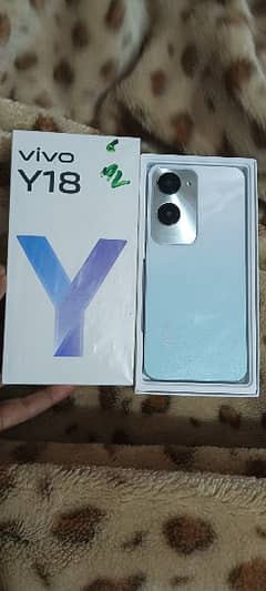 Y18 6.128 gb 10/10 condition