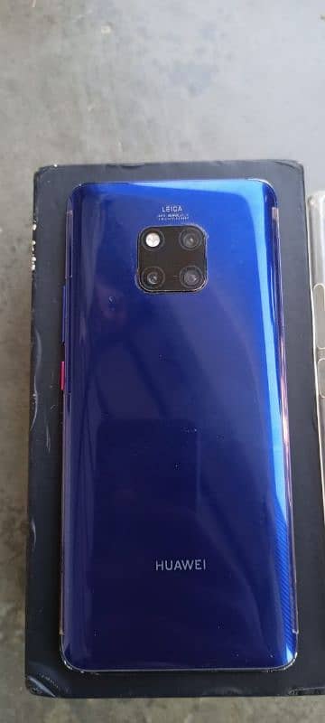 Mate 20 pro 6 128 with box official approved 4