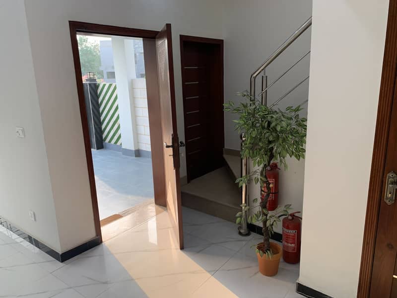 5 MARLA DOUBLE UNIT HOUSE BRAND NEW NEAR TO PARK IS AVAILABLE FOR SALE IN DHA PHASE 11 RAHBAR 8