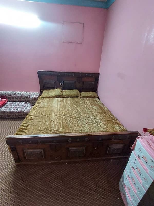 king size bed 3