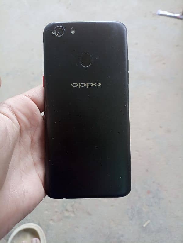 OPPO F5 4gb ram 64gb memory 0