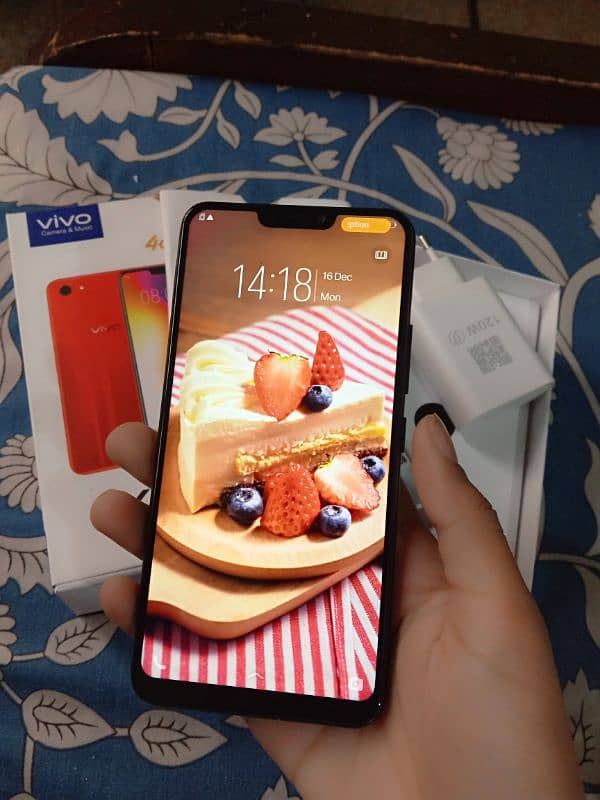 vivo y83 4gb64gb dual sims pta 03394937603 2