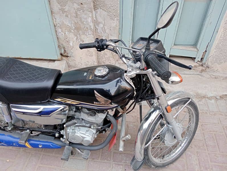 Honda 125 Special Edition 2024 Model 1