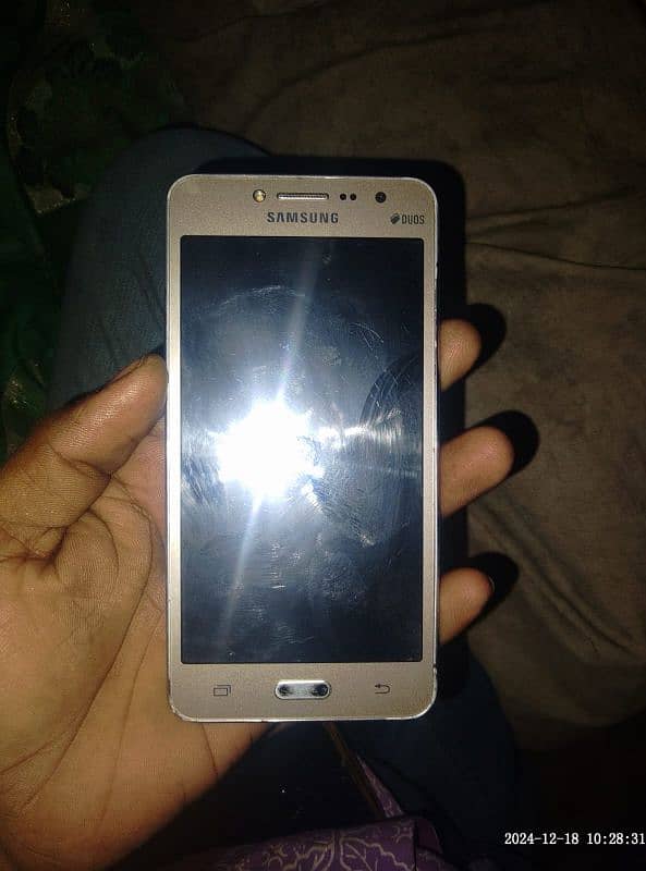 Samsung Galaxy Grand prime plus 4