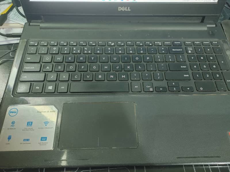 Dell 3576 Laptop | i5-8th Gen | 2GB Radeon Graphics | 1080p Display 0